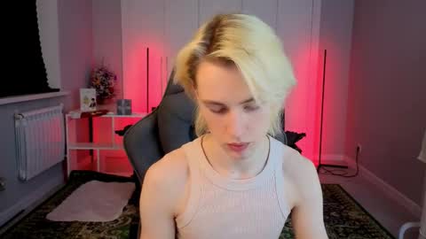 Angelok online show from March 2026 02:12:01 PM