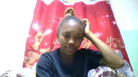 Snapshot of lucie196645 chatting on June 2026 04:15:02 AM lucie196645 online show from June 2026 04:15:02 AM
