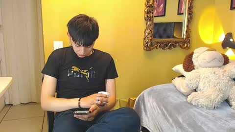 luckk_ online show from May 2026 04:40:01 AM