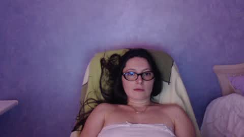 Snapshot of luckylinda23 chatting on June 2026 09:06:01 PM luckylinda23 online show from June 2026 09:06:01 PM