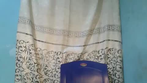 Gloria online show from April 2026 11:25:01 PM