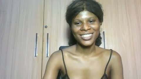 Snapshot of luckymadequeen chatting on July 2026 01:34:01 AM Gloria online show from July 2026 01:34:01 AM