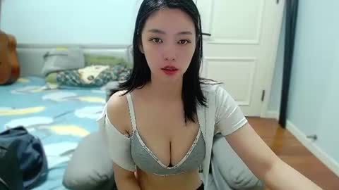 luckypomelo online show from July 2026 02:40:02 PM