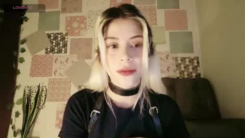 luckysapphire777 online show from June 2026 01:24:02 PM