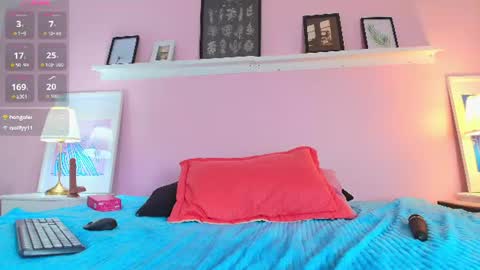 Lucia Bell   online show from July 2026 07:49:01 PM