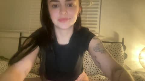 Lucyloo online show from July 2026 12:44:01 PM