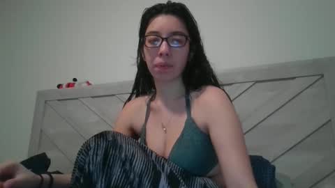 lucylitt25 online show from February 2026 04:06:01 PM