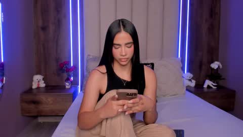 Lucy online show from March 2026 09:47:02 PM