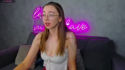 Snapshot of lucyy_green chatting on July 2026 12:48:02 AM Lucy online show from July 2026 12:48:02 AM