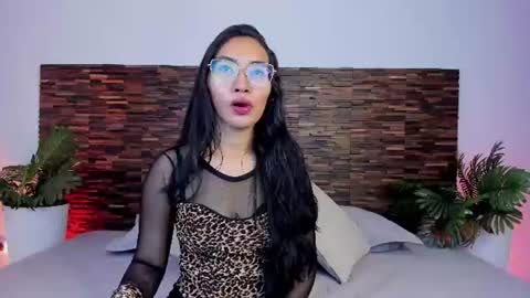 Snapshot of lucyy_liiu chatting on July 2026 08:18:02 PM Lucy Liiu online show from July 2026 08:18:02 PM
