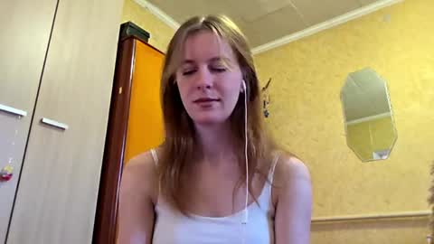 Sofia online show from April 2026 06:16:01 AM