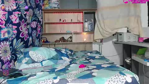 Hot Latina online show from October 2025 04:07:02 AM