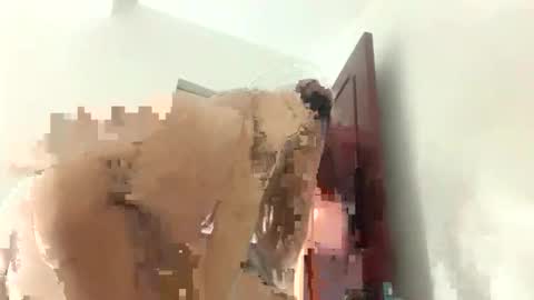   Luisa Fernanda  online show from April 2026 09:39:33 PM