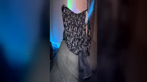 luisjg24hrs online show from July 2026 06:12:02 PM
