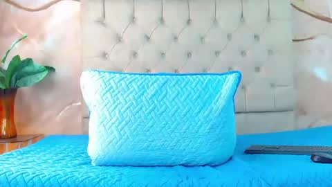 Snapshot of luke_carter chatting on June 2026 01:25:01 PM luke_carter online show from June 2026 01:25:01 PM
