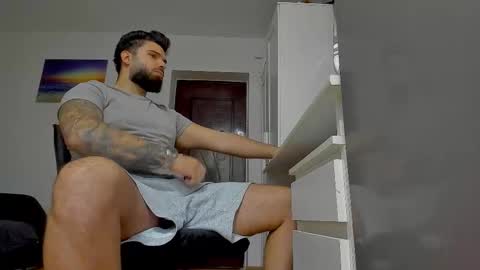 Luke online show from October 2025 08:37:01 AM