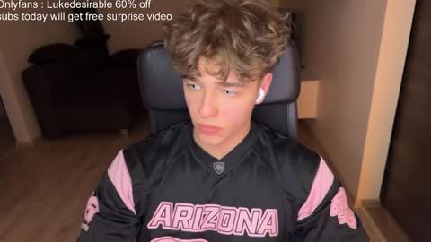 lukedesirable online show from April 2026 09:01:02 PM