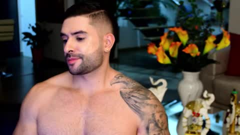 Lukhas f4f online show from March 2026 04:51:01 AM