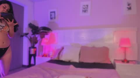 lummii_ online show from June 2026 09:19:01 PM