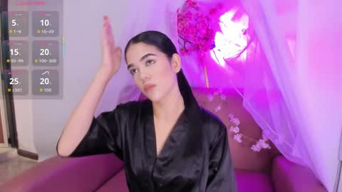 Luna online show from April 2026 01:41:01 PM