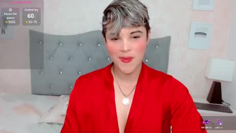 Luna  Karoll online show from December 2024 11:47:01 PM