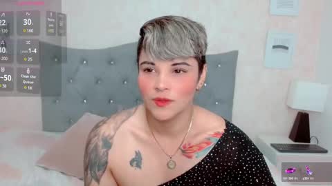 Luna  Karoll online show from December 2024 02:01:02 AM