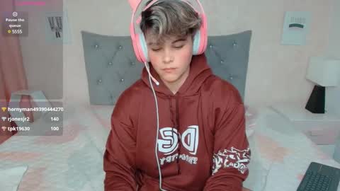 Luna  Karoll online show from January 2025 04:30:01 PM