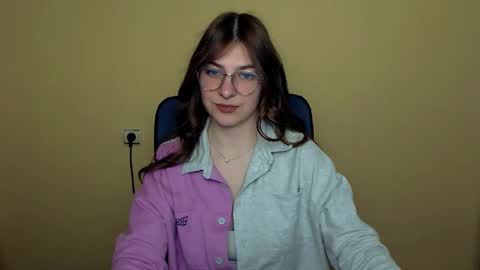 Snapshot of luna_lush_ chatting on May 2026 08:41:02 AM Luna online show from May 2026 08:41:02 AM