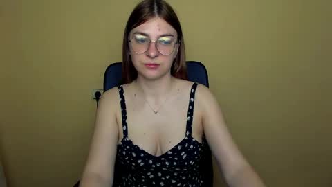 Snapshot of luna_lush_ chatting on May 2026 08:32:02 AM Luna online show from May 2026 08:32:02 AM