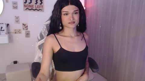 Luna online show from April 2026 12:28:02 PM