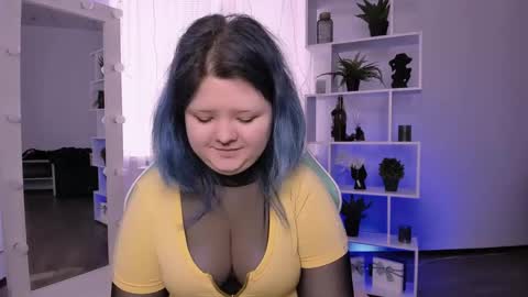 Luna online show from April 2026 05:35:02 AM