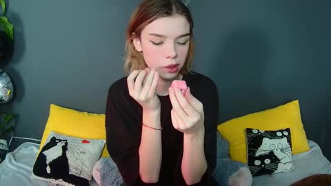 Snapshot of lunaastar_ chatting on December 2024 08:16:01 AM lunaastar_ online show from December 2024 08:16:01 AM