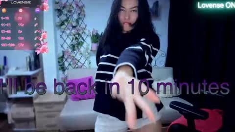 Luna online show from April 2026 07:45:01 AM