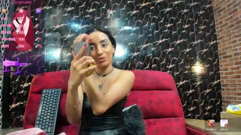 Snapshot of lunaixmoon_ chatting on May 2026 12:09:02 PM Luna online show from May 2026 12:09:02 PM