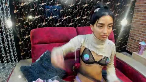 Snapshot of lunaixmoon_ chatting on May 2026 11:40:01 AM Luna online show from May 2026 11:40:01 AM