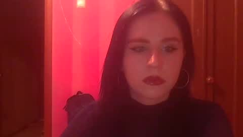 lunamystique_ online show from January 2025 09:54:01 PM