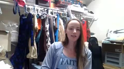 lunapixie2020 online show from November 2025 11:18:01 PM