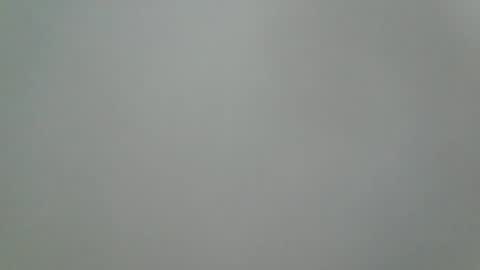 lunaplateada online show from April 2026 04:23:02 AM