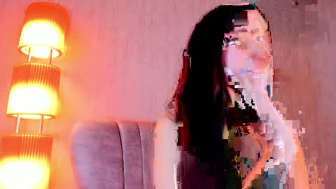 Luna  online show from April 2026 03:20:02 PM