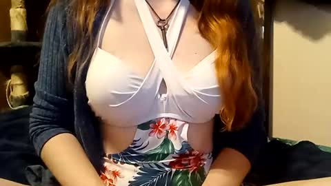 lunathepoet online show from June 2026 08:29:02 AM