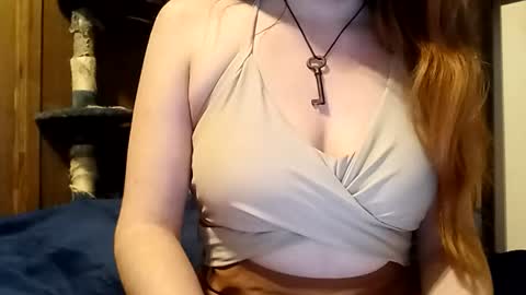 lunathepoet online show from July 2026 11:56:01 PM