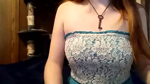 lunathepoet online show from July 2026 09:29:02 PM