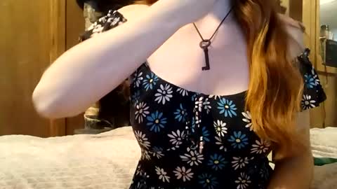 lunathepoet online show from July 2026 01:15:02 AM