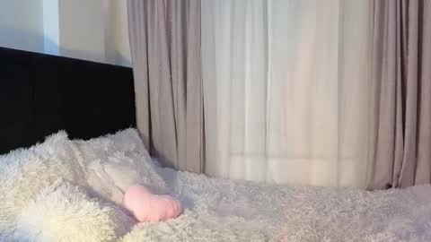 lunavelvet7 online show from March 2026 05:51:01 PM