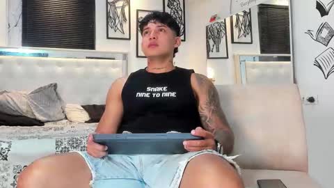 Lunay online show from September 2025 03:06:01 AM