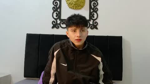 lunaydream online show from July 2026 11:37:02 AM