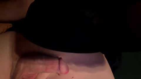 Snapshot of luscious19855 chatting on April 2026 03:35:02 PM luscious19855 online show from April 2026 03:35:02 PM