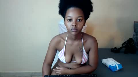 Snapshot of lush_goddess chatting on June 2026 11:08:01 PM shan online show from June 2026 11:08:01 PM