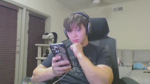 Snapshot of lustfullives chatting on September 2025 03:30:02 AM LustfulLives online show from September 2025 03:30:02 AM