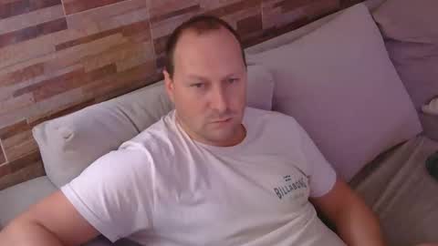 lustonfan online show from May 2026 01:52:01 PM